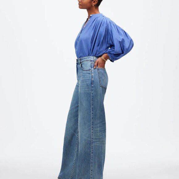 Madewell Curvy Superwide-Leg Jeans in Billings Wash: Airy Denim Edition (27) - Picture 2 of 12